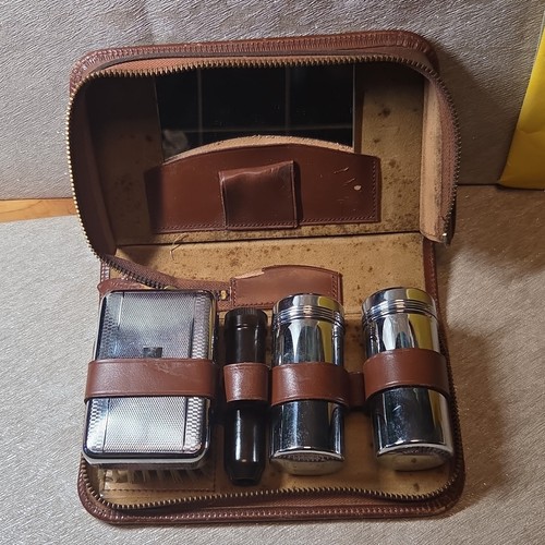 Vintage men travel shaving - vintage, men's