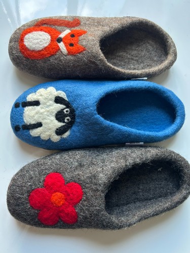 Slippers slip on - slip,