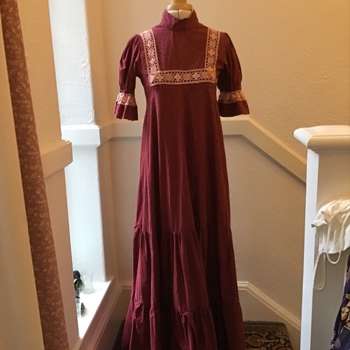 Vintage 1970 laura ashley - 1970’s,