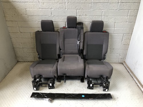 Discovery seats rear middle - discovery,