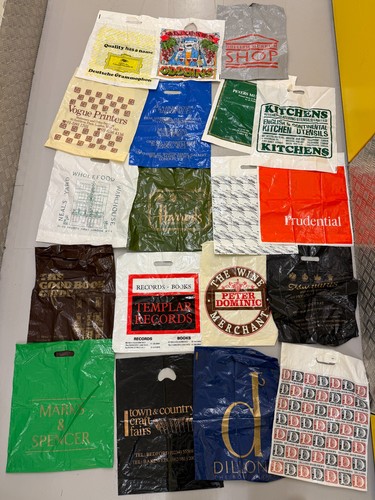 Job lot vintage plastic - lot,