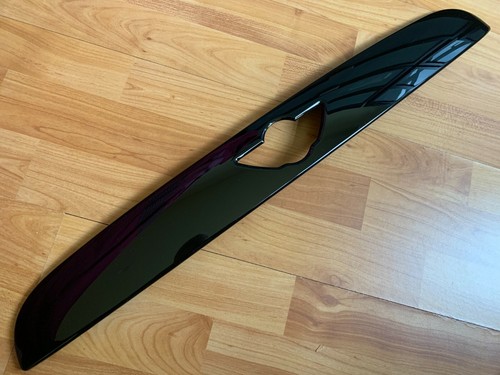 Gloss black rear handle - black,