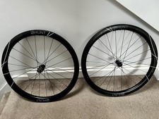 Hunt 42 Limitless Carbon Gravel Adventure aero wheelset with 45mm Schwalbe tyres