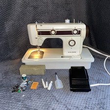 Janome New Home 632C Heavy Duty Semi Industrial Metal Sewing Machine. 