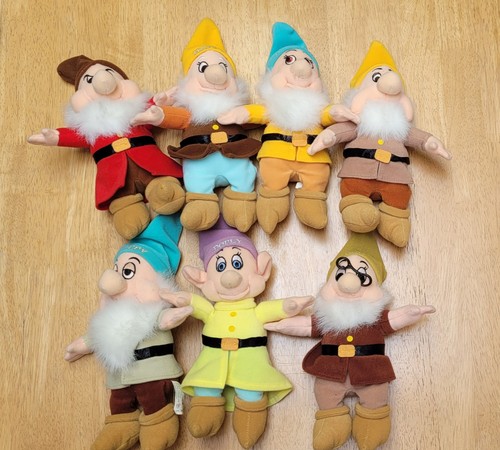 Disney store snow white the - disney,