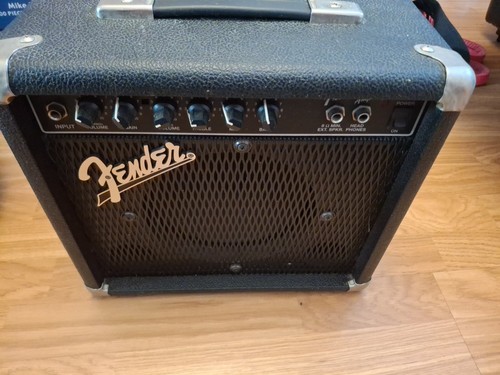 Fender frontman 10g guitar - fender,