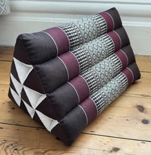 Small Triangle Thai Kapok prop