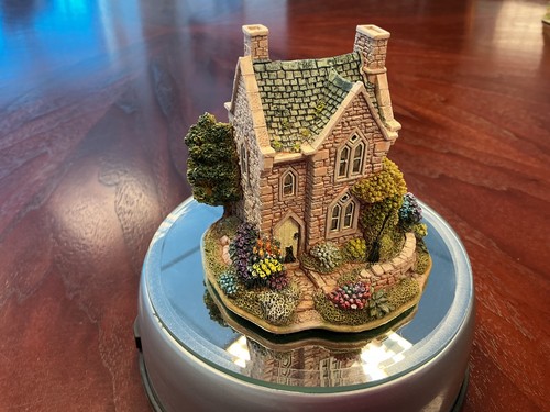 Lilliput lane hubble - hubble, no