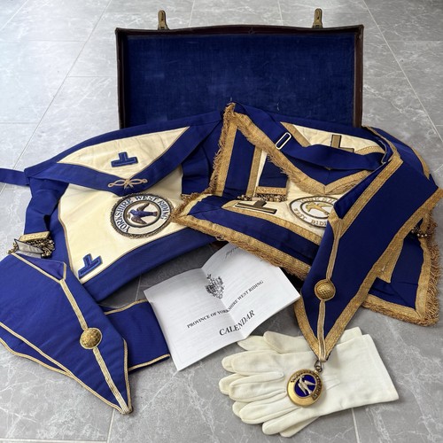 Provincial vintage regalia - vintage,