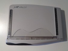 Tonic Studios Tim Holtz