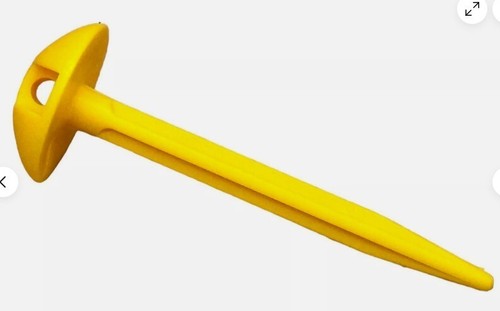 Yellow strong plastic pegs - -,