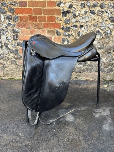 Albion dressage saddle - albion, 17.5