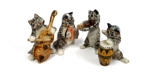 Four klima kyd tabby cats - four,
