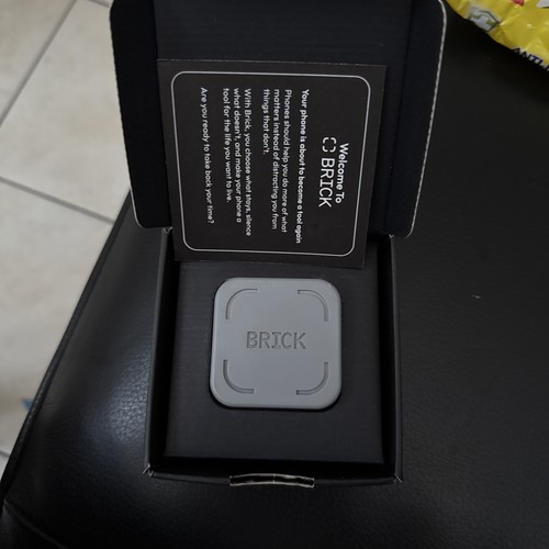 Brick grey magnetic phone - magnetic,