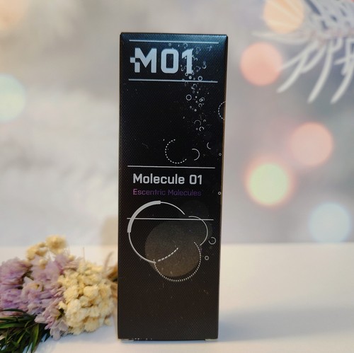 Escentric molecules molecule - molecules,