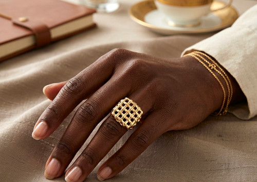 Gold tone wide square lattice - square,