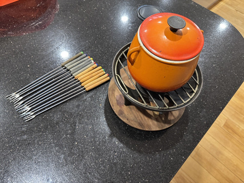 Creuset cast iron - le, volcanic