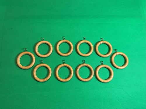 Wooden curtain rings with