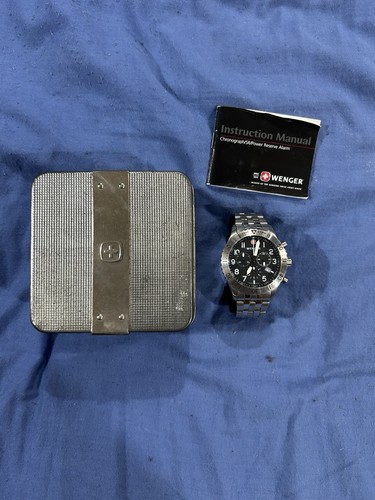 Wenger swiss army aerogrpah - swiss,