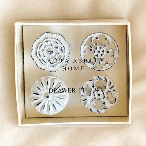 Laura ashley layla - laura,