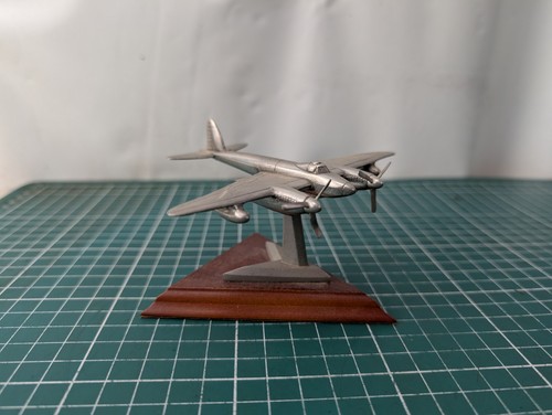 Royal hampshire pewter plane - royal,