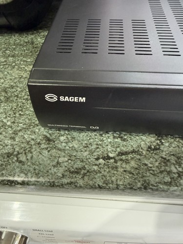 Sagemcom freesat box - box, main
