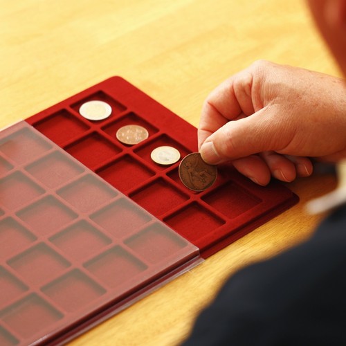 New schulz collection red - new, coin