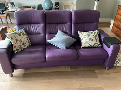 Ekornes stressless sofa purple