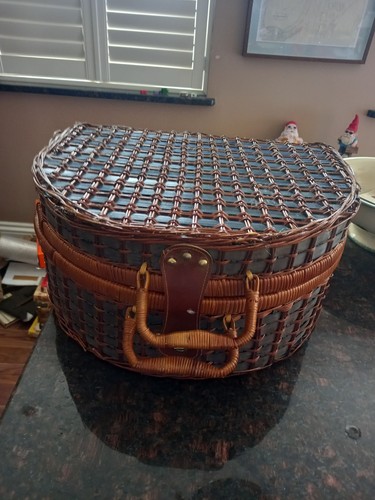 Vintage wicker picnic basket