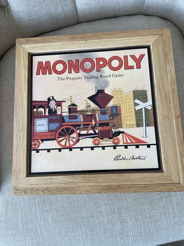Monopoly nostalgia wooden box - monopoly,