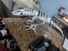 WowWee Roboraptor Control Dinosaur WITHOUT Remote