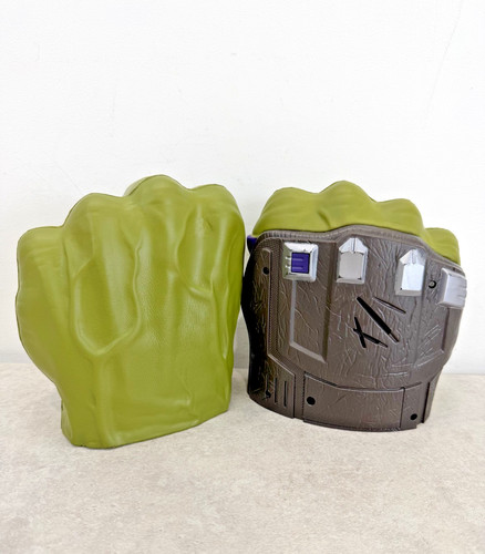 Incredible hulk smash fists - incredible,