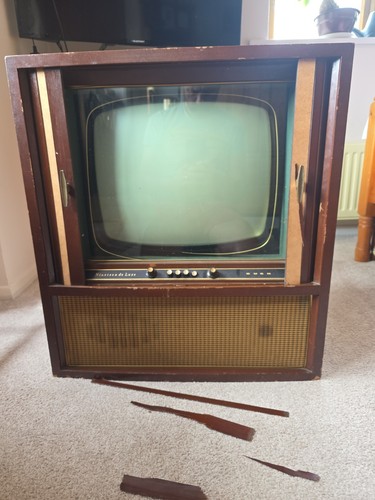 Vintage bush radio telivsion - vintage,