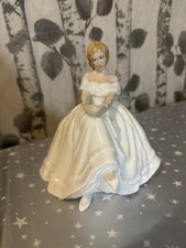 Beautiful Vintage Royal