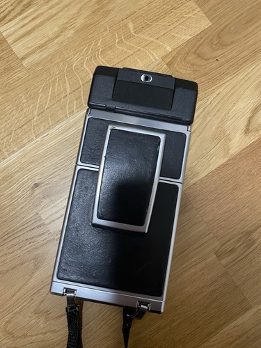 Polaroid camera - sx-70,