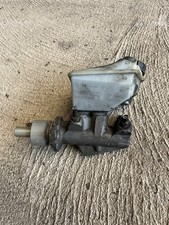 Renault Clio 172 Cup Brake Master Cylinder 4 Port Non-ABS Used