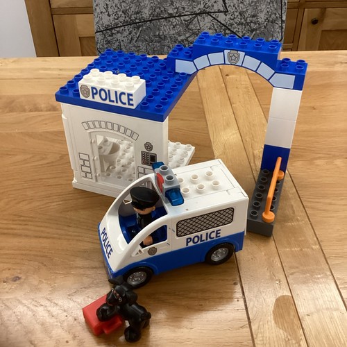 Duplo police van and - duplo,