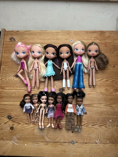 Bratz doll bundle - bratz,