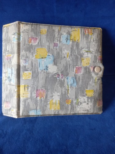 Vintage 1960s vinyl 45s - 7",