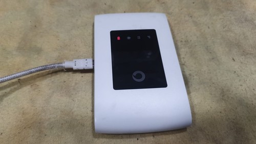 Vodafone r218 mobile wifi - mobile,