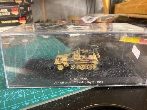 Die cast military vehicle