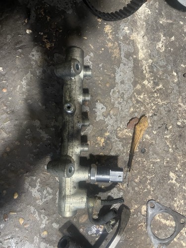 Fuel injector rail vauxhall - rail,