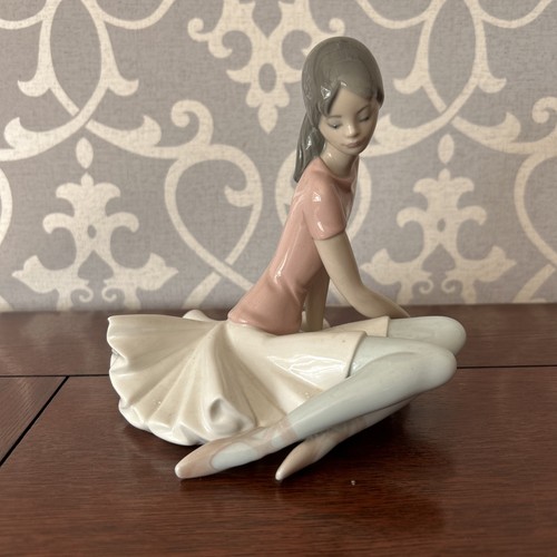 Lladro ballerina figurine - lladro,