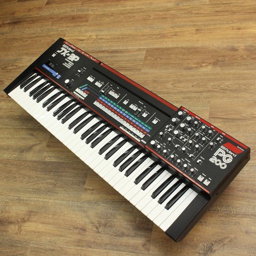 Roland pg 200 used - roland,