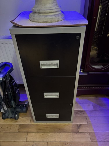Drawer metal filing cabinet - 3-drawer,