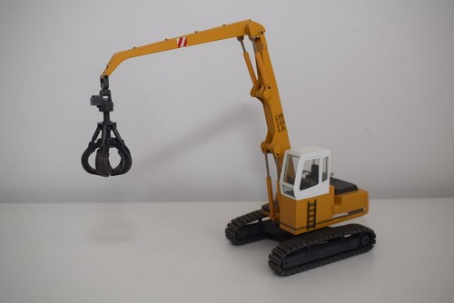 C12 conrad 2832 liebherr - 1:50,