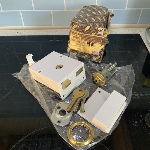Union cyl drawback lock - cyl,