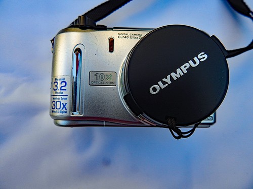 Olympus camedia silver 740 - camedia, c-740