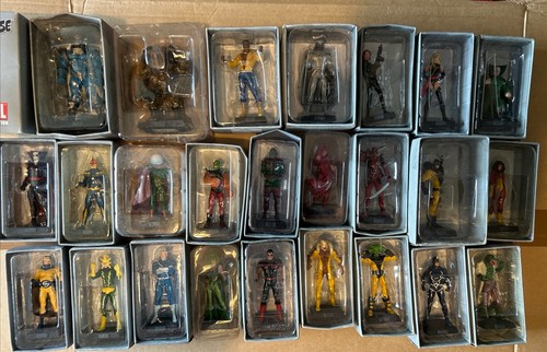 Sealed eaglemoss marvel - 25,