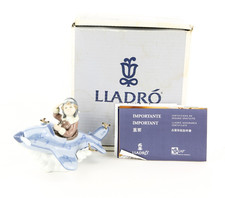 LLADRO 'OVER THE CLOUDS' BOY